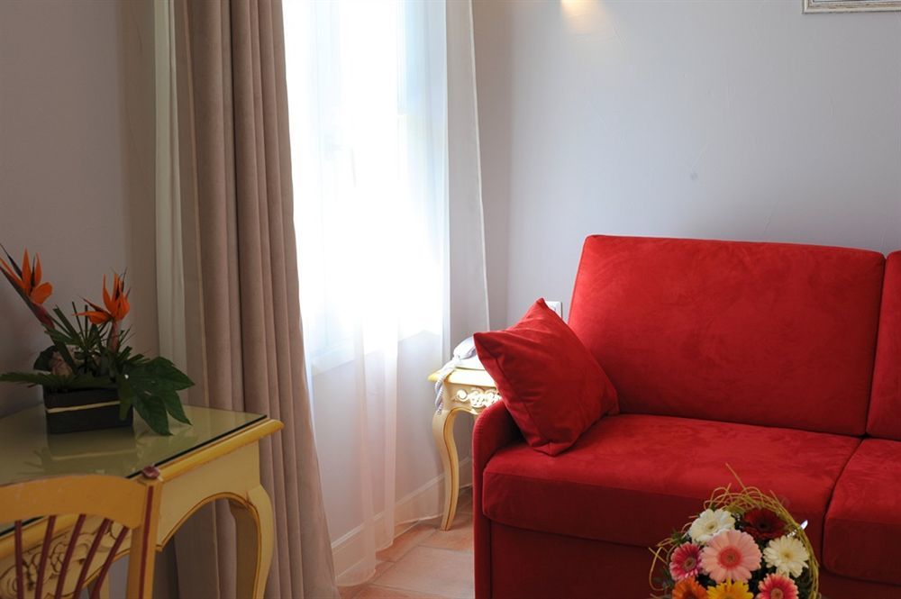 Hotel And Restaurant L Arena Frejus Luaran gambar