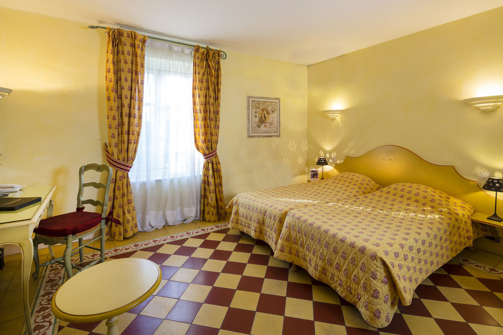 Hotel And Restaurant L Arena Frejus Luaran gambar